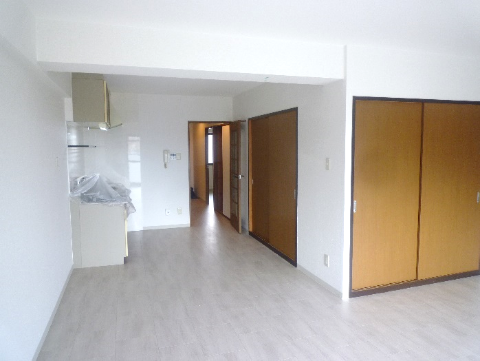 部屋数よりもゆとりのある広いリビング