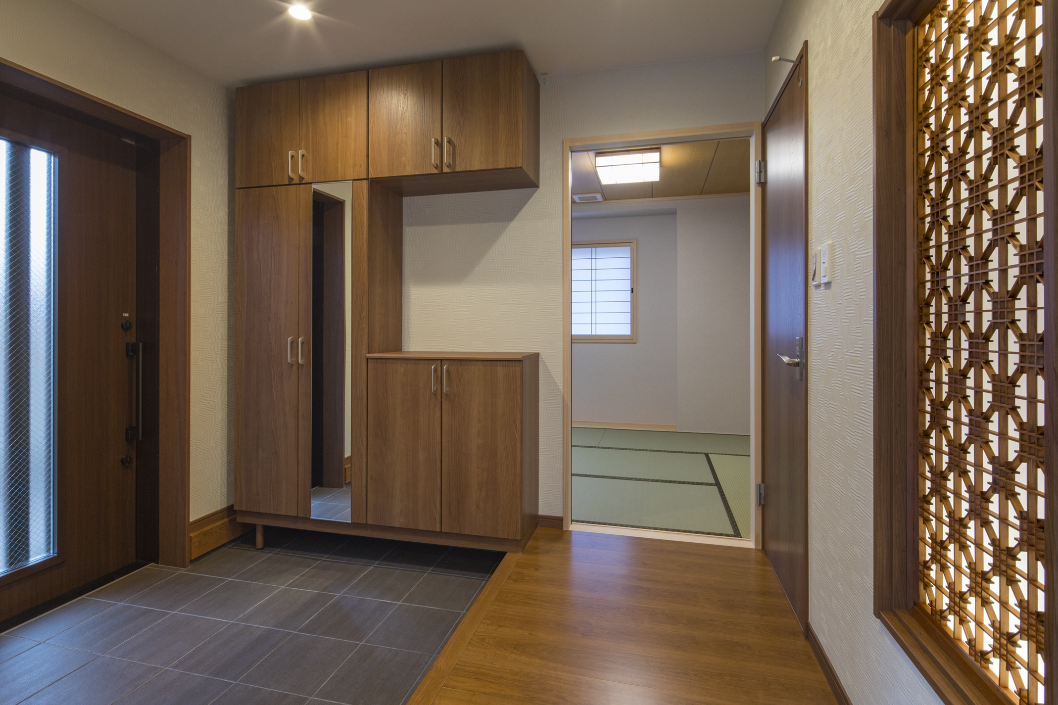 10.玄関ホール(1F居宅)